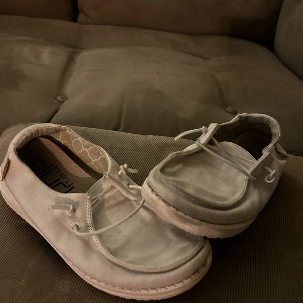 Hey Dudes white size kids 13